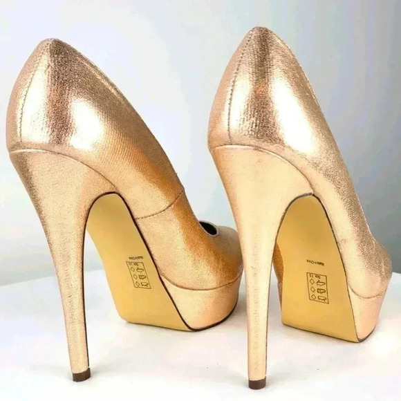Michael  Antonio Heels/ front platform - Picture 3 of 6